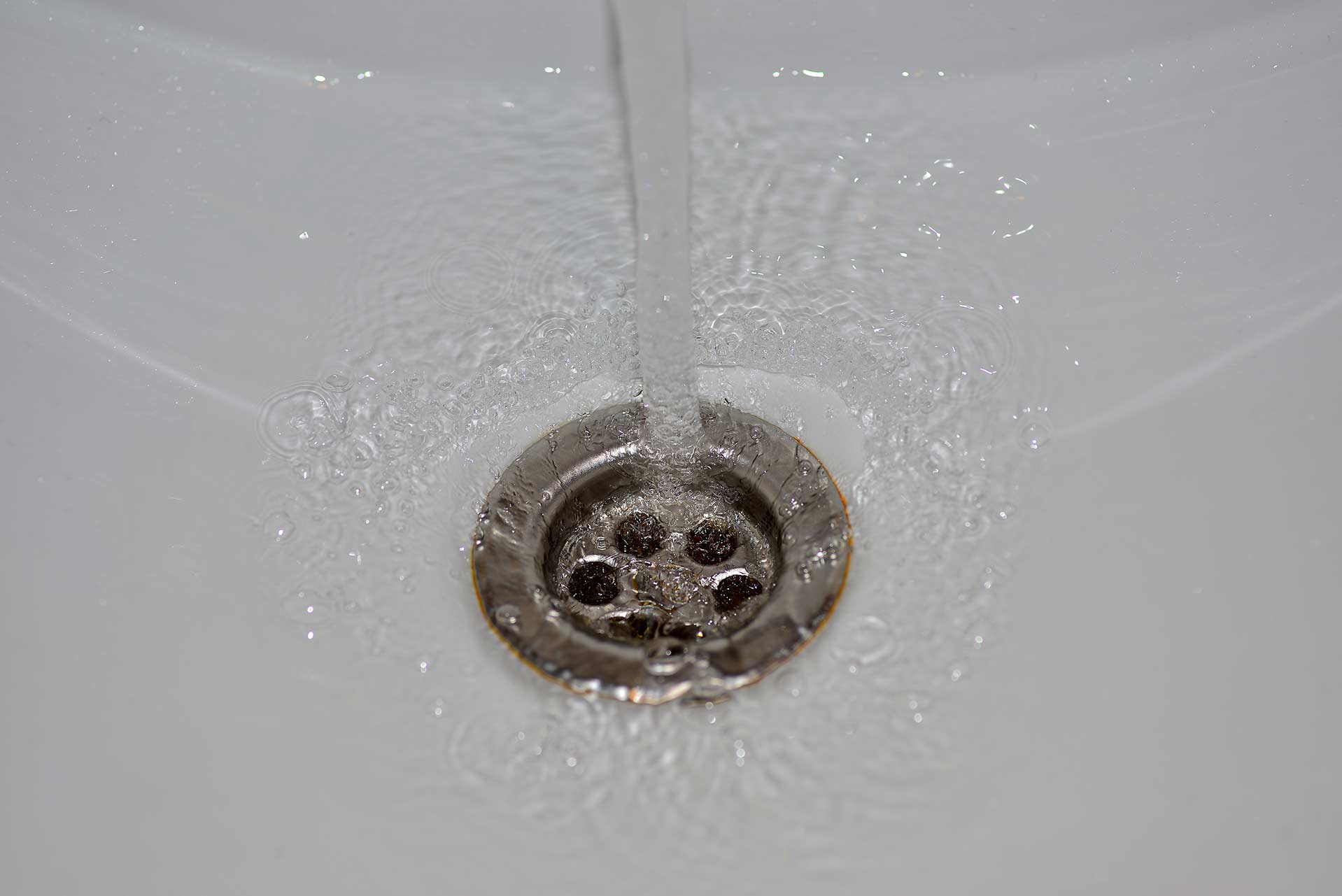 A2B Drains provides services to unblock blocked sinks and drains for properties in Glossop.
